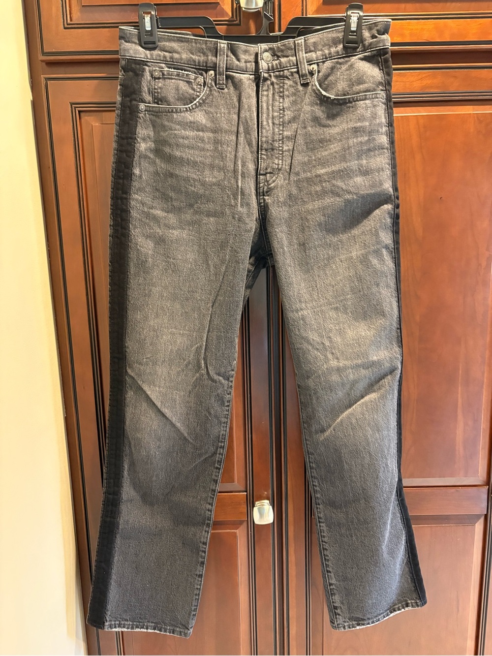 Madewell The '90s Straight Jean in Gray Wash: Tux Stripe Edition - 30